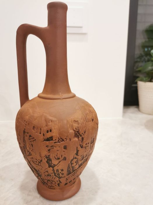 Butelka z kamionki wazon