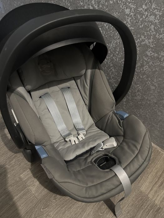 Автолюлька автокресло Cybex aton5