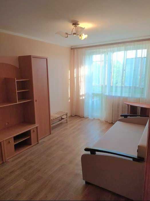 H S2 Продам 1-ком квартиру с ремонтом на Салтовке