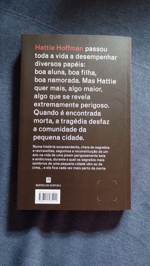 Tudo o que queres que eu seja de Mindy Mejia - Portes grátis