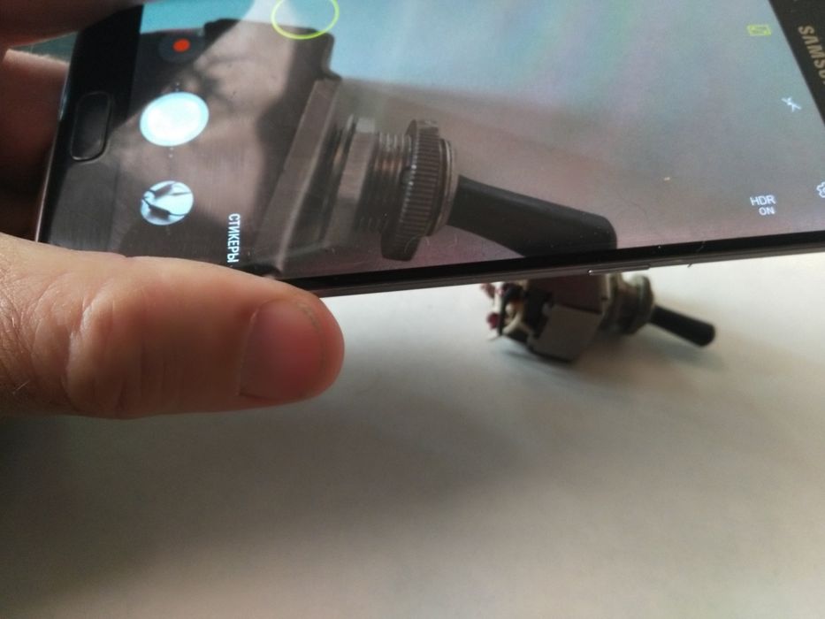 Смартфон телефон Samsung s7 edge (рабочий, но с дефектами)