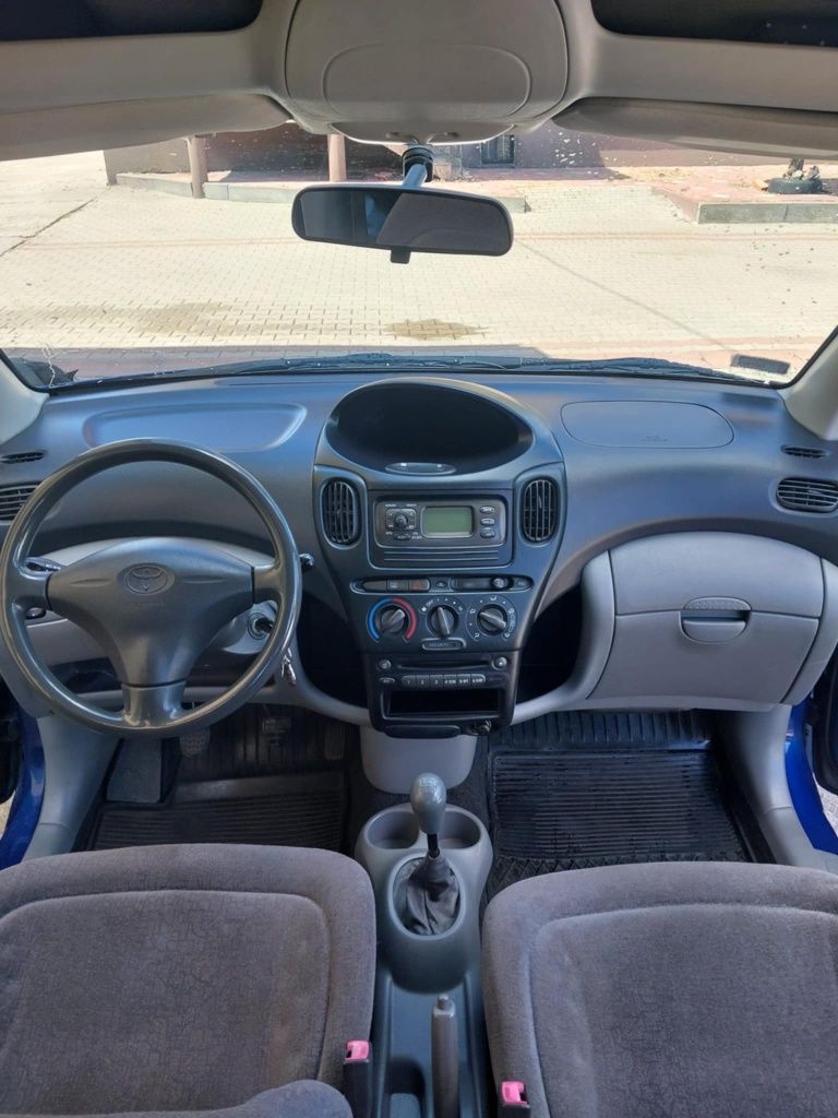 Toyota Yaris Verso