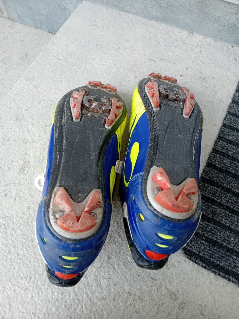 Vendo sapatos da sidi
