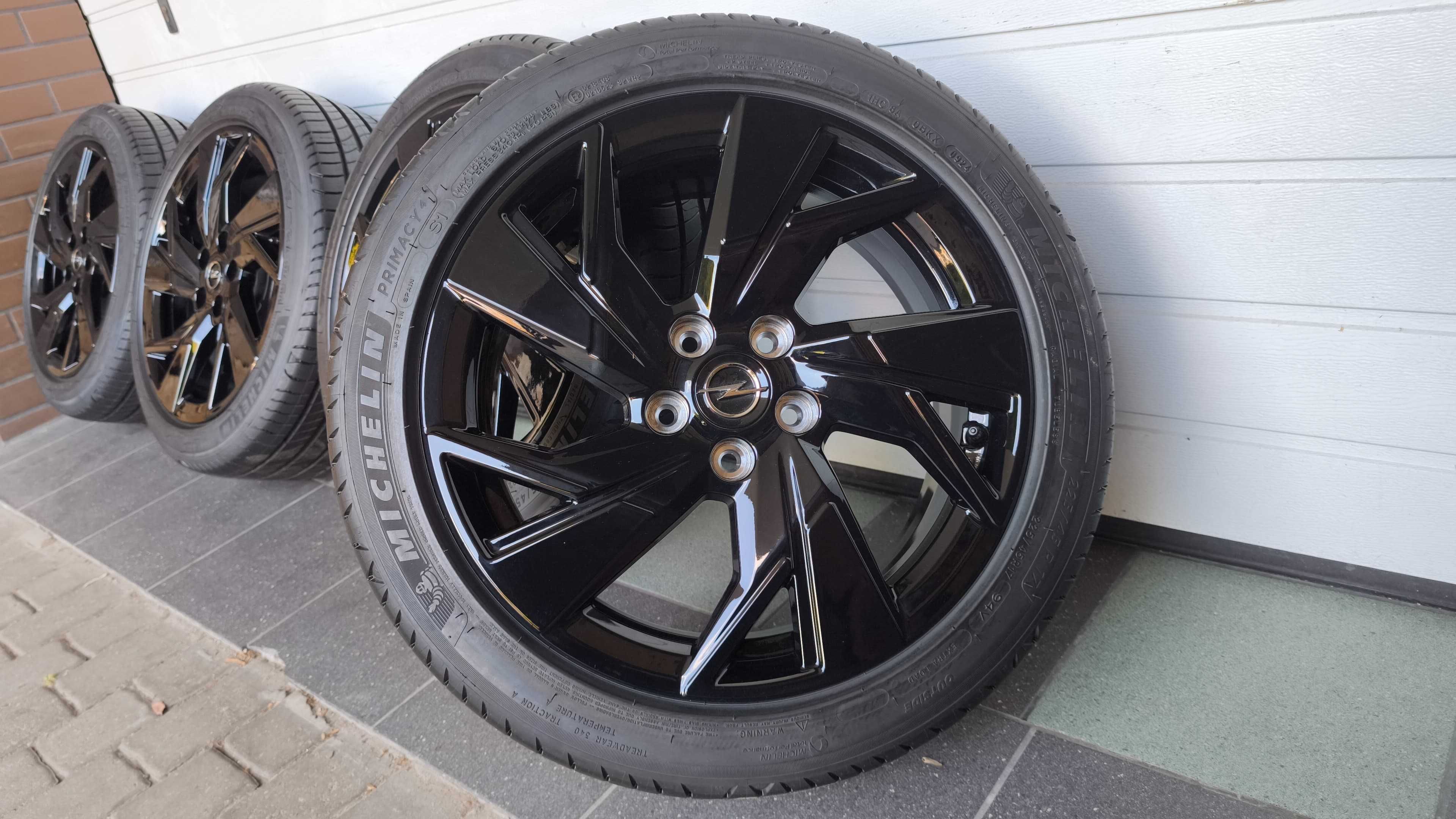 Koła 17" Opel Astra L Peugeot opony lato 225/45/17 5x108 (OL1861)