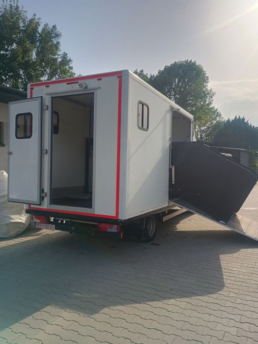 Koniowóz Mercedes sprinter v6 3.0 97 tys przebiegu ,