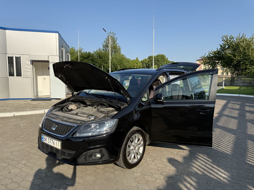 Seat Alhambra 2011 • 2.0 TDI • 7 місць