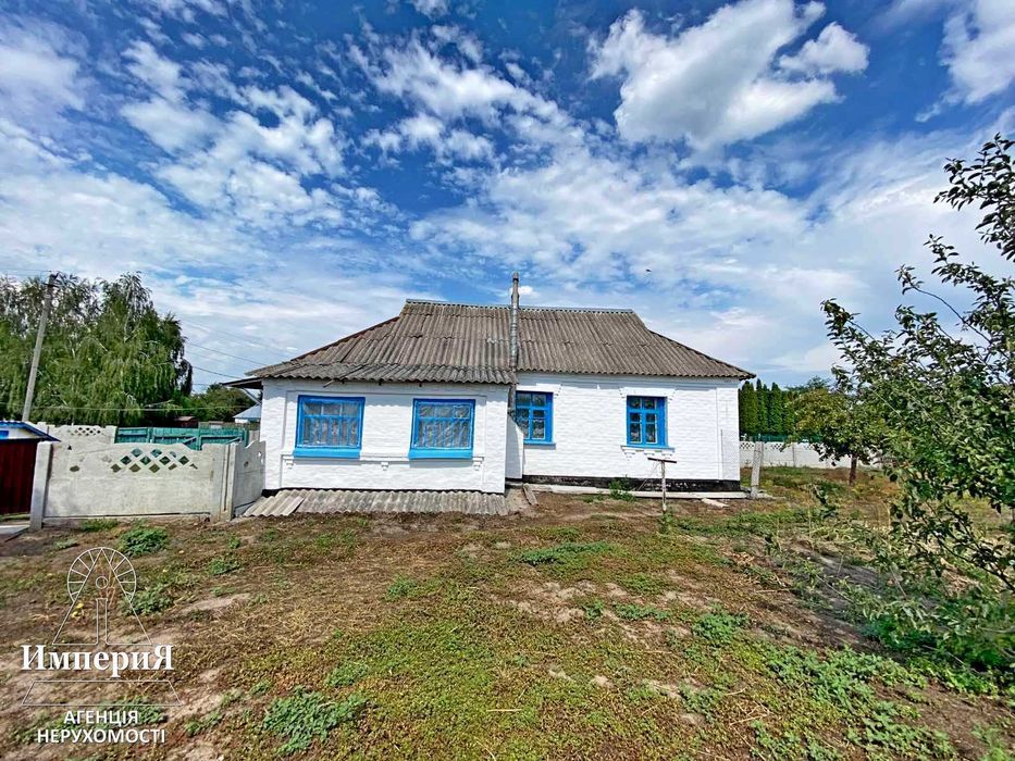 Продам дом со всеми коммуникациями в Матюшах.