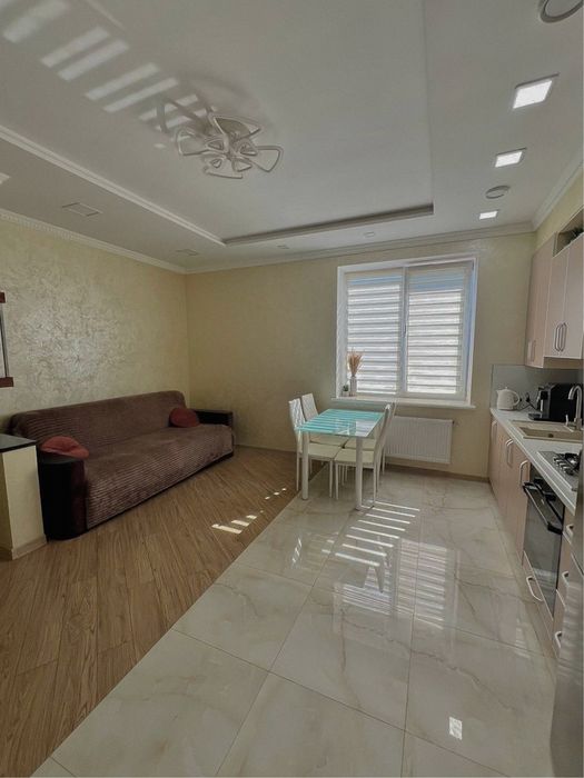 Оренда квартири з паркомісцем, КД «Елегант»