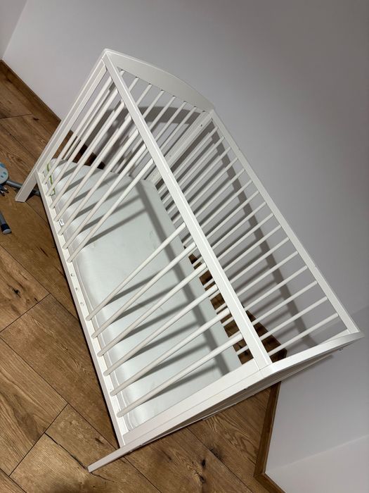 Łóżeczko 120x60 razem z materacem