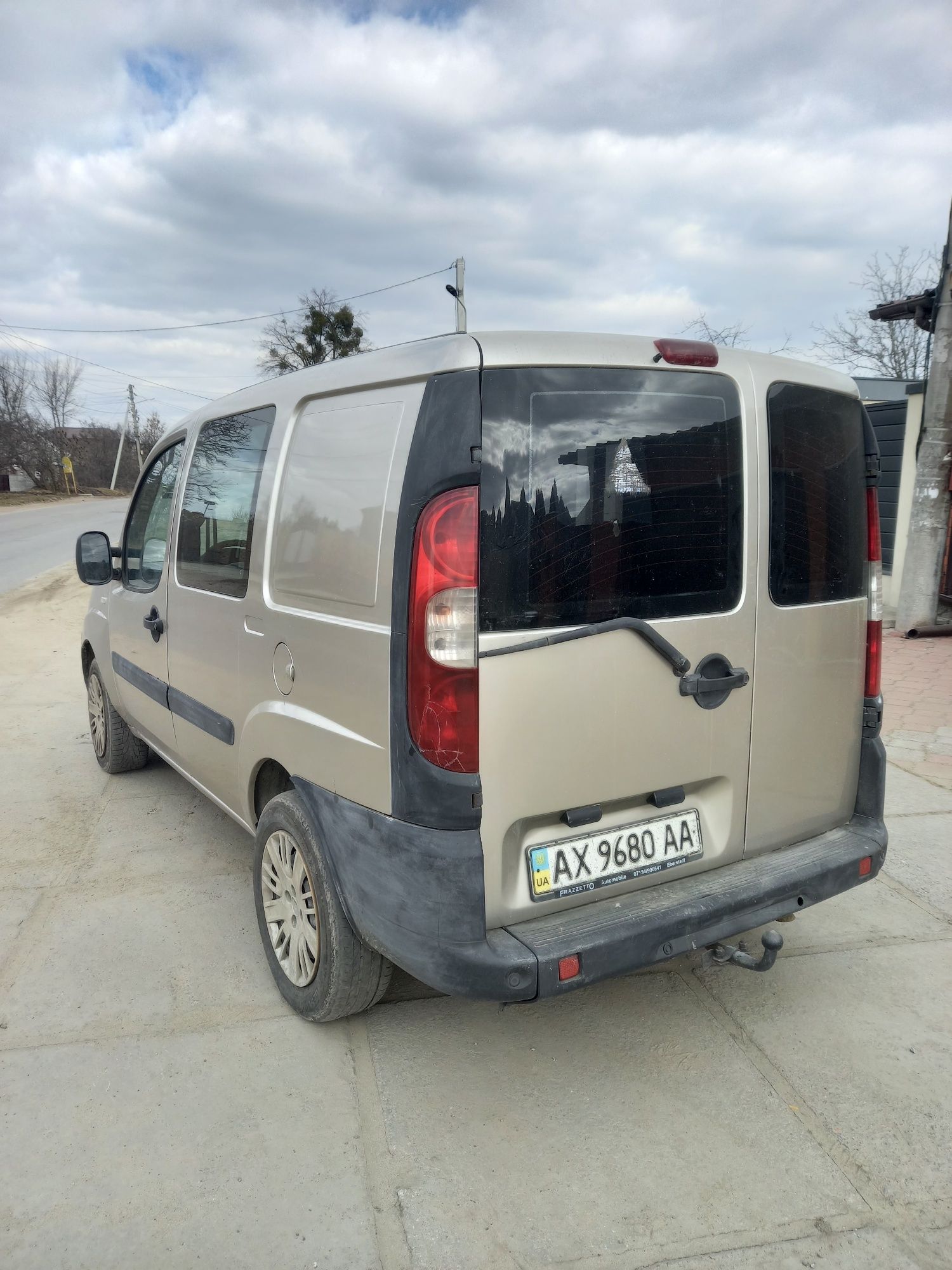 Fiat Doblo Фиат Добло дизель 1,9 мультиджет хорошее состояние