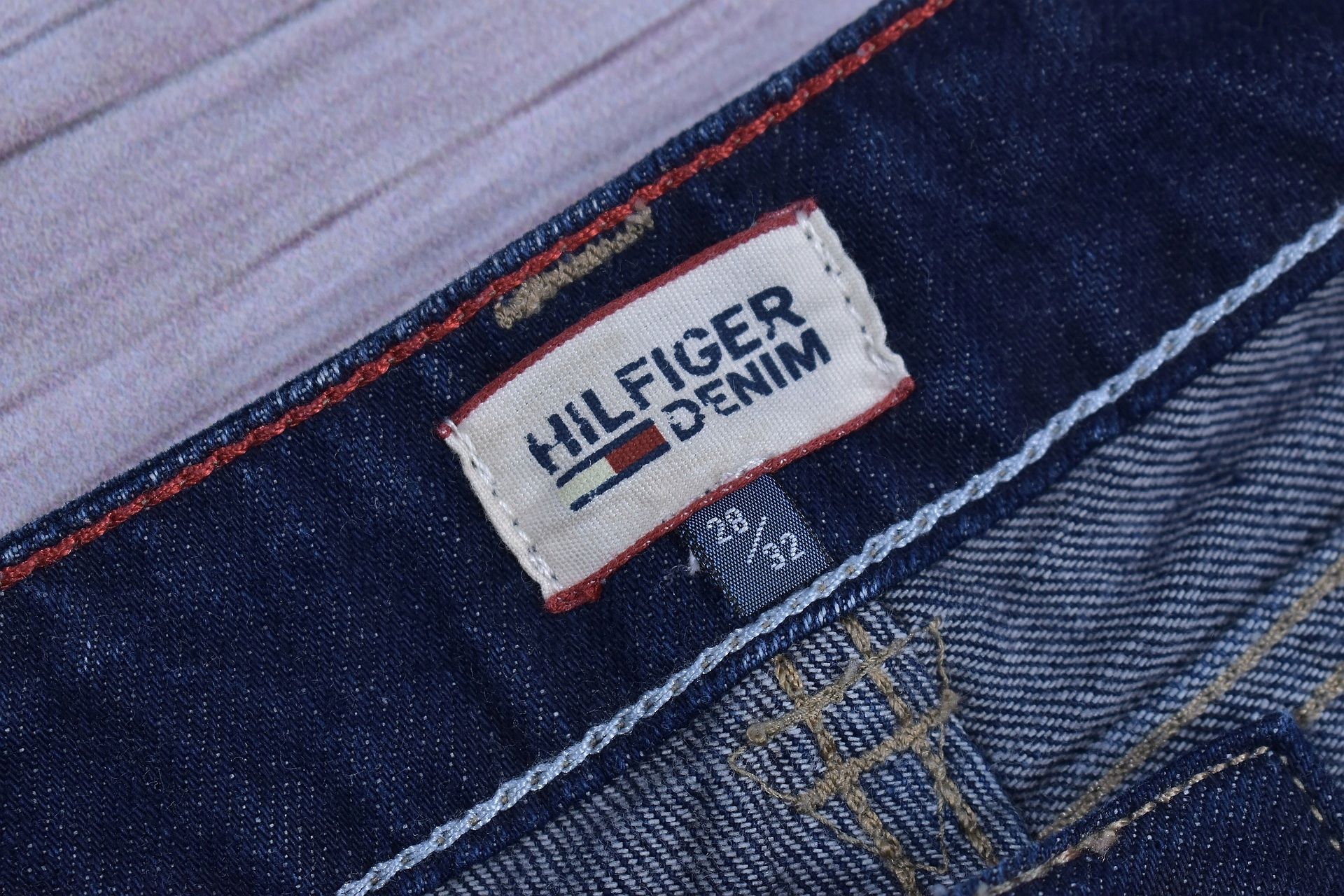 TOMMY HILFIGER Spodnie Skinny Sophie Jeansy 28 32