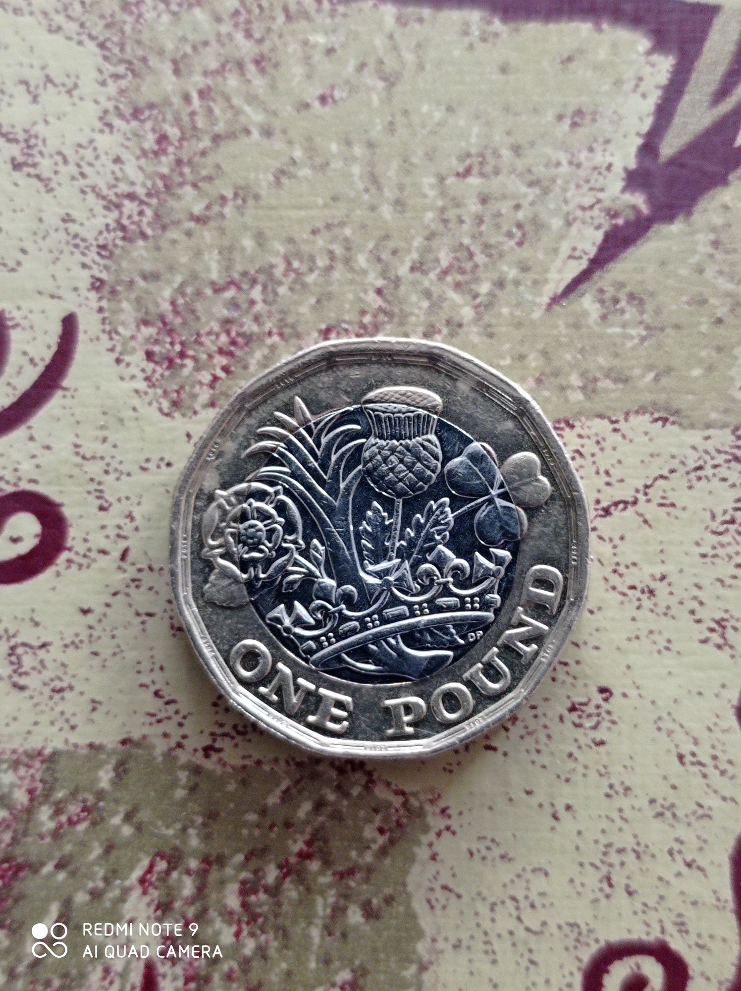 1 funt z 2016 roku