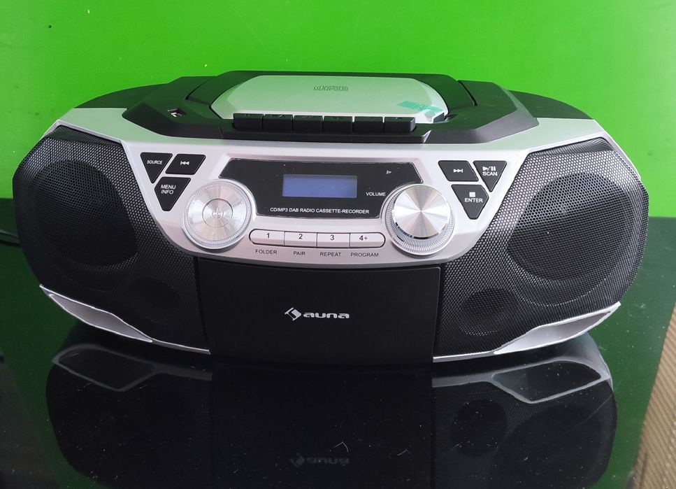 Бумбокс Auna Roadie CD плеер кассетное радио DAB/DAB+ FM Bluetooth