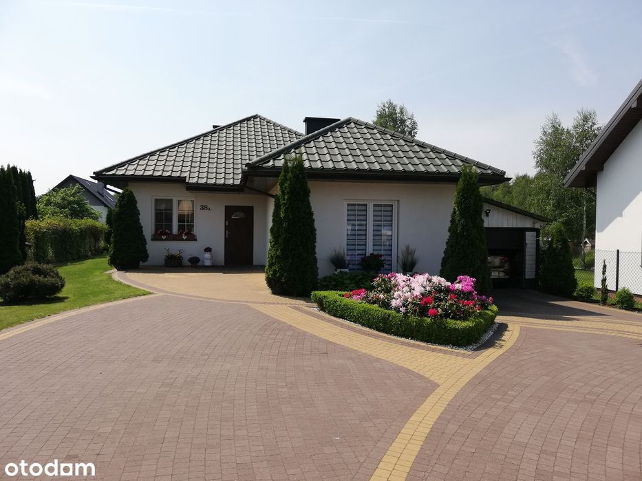 Przestronny dom 5 pokoi w cichej okolicy