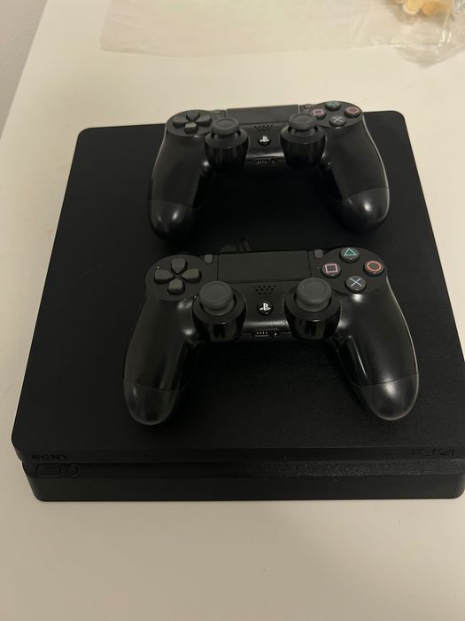 Sony play station 4