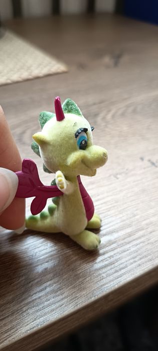 Figurka smoka safiras