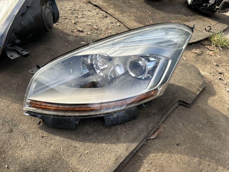 Фара ксенон Сітроен С4 гранд пікассо citroen c4 grand picasso xenon