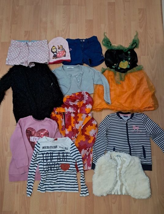 Spodnie sukienka bluzka czapka kurtka dynia