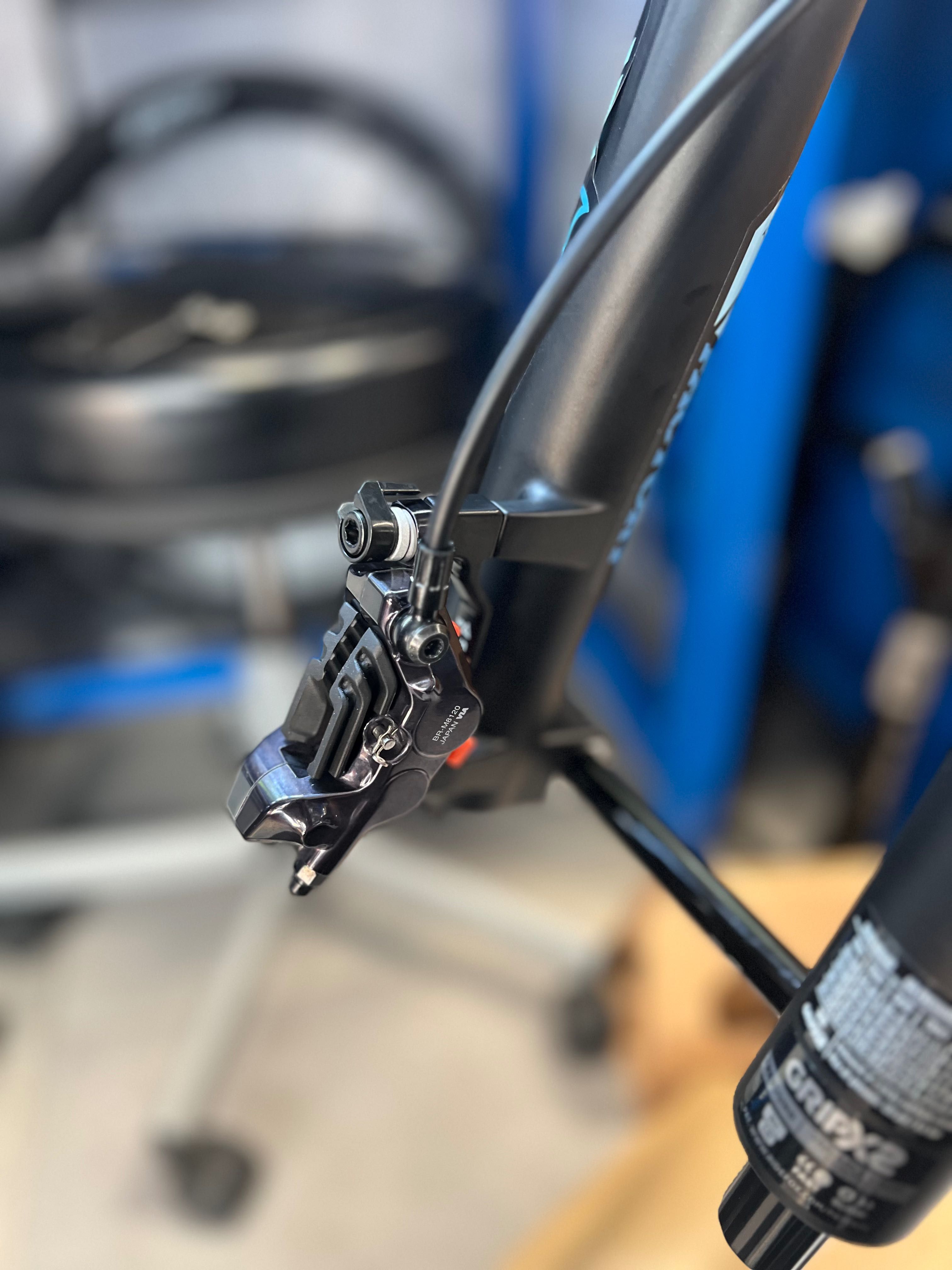 NOWE 2x Hamulce Shimano XT M8120 wraz z tarczami XT MT 800 203mm