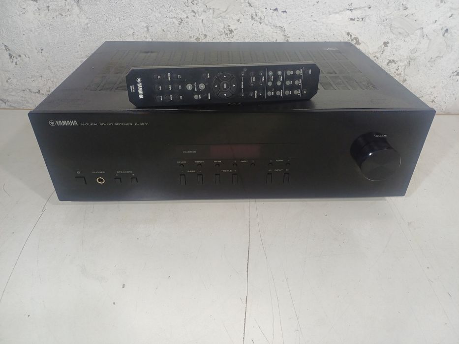 Yamaha R-S201 Amplituner