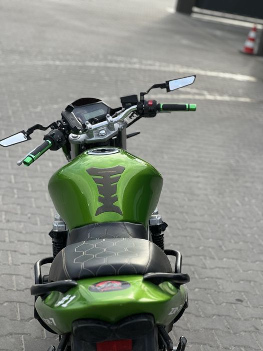 Kawasaki zr7 750 з доками