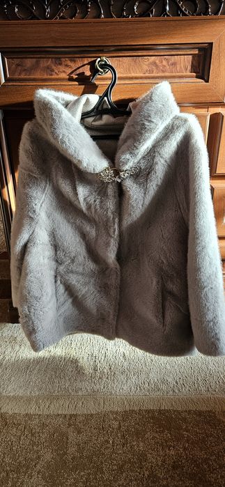 Продам шубку из искуственного меха