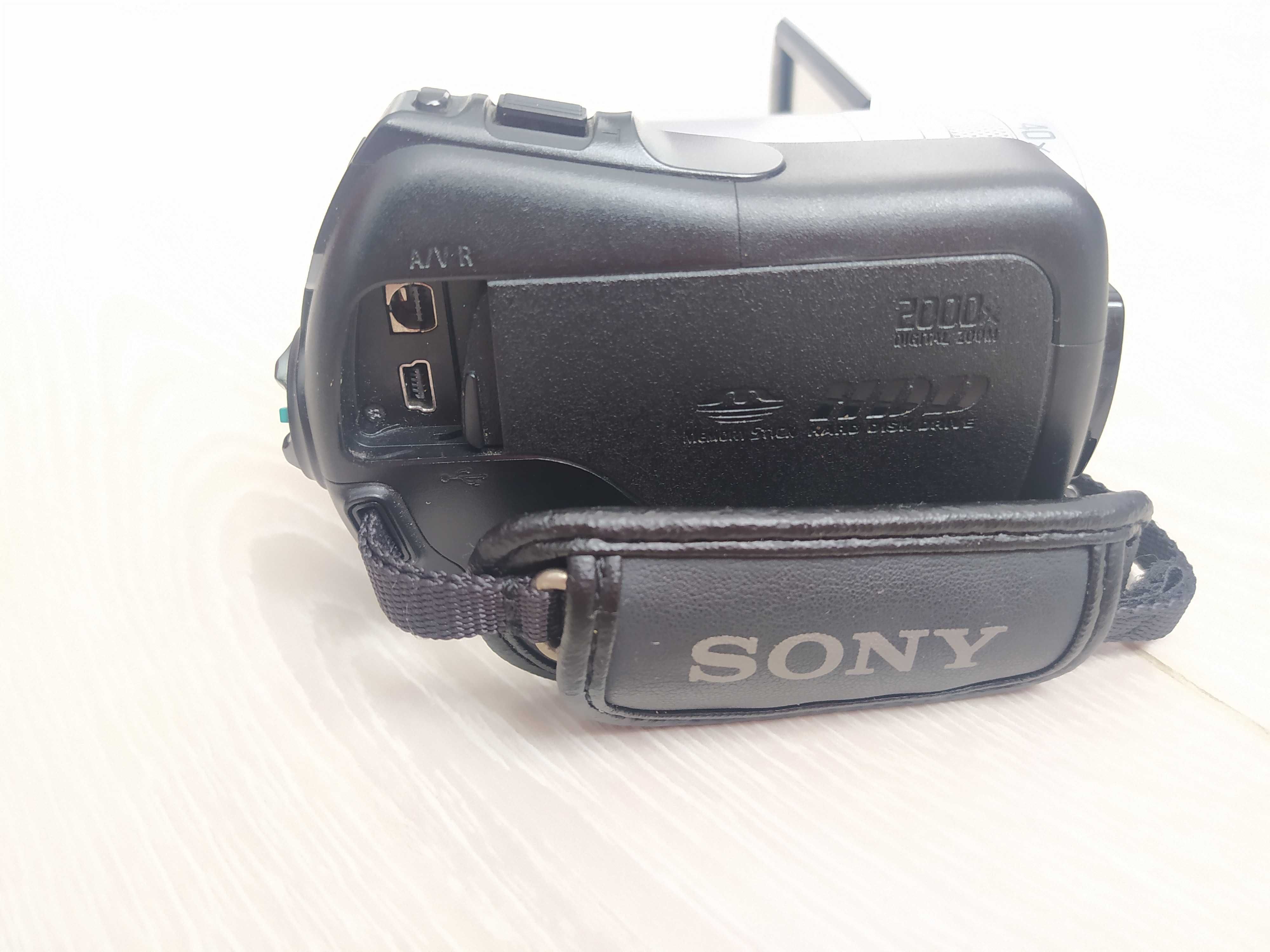 Продам б/у відеокамеру Sony dcr-sr45e.