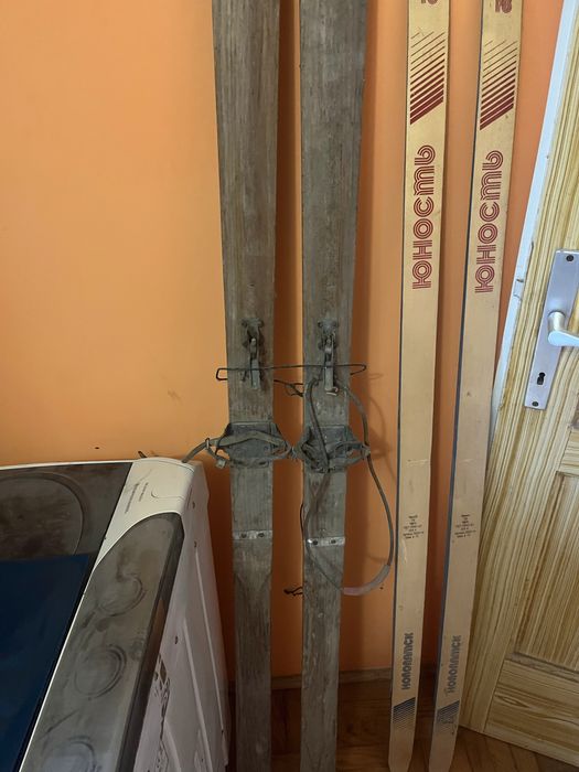 Sprzedam stare zabytkowe narty