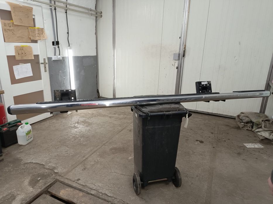 Prog lewy dodge ram 5 gen chrom