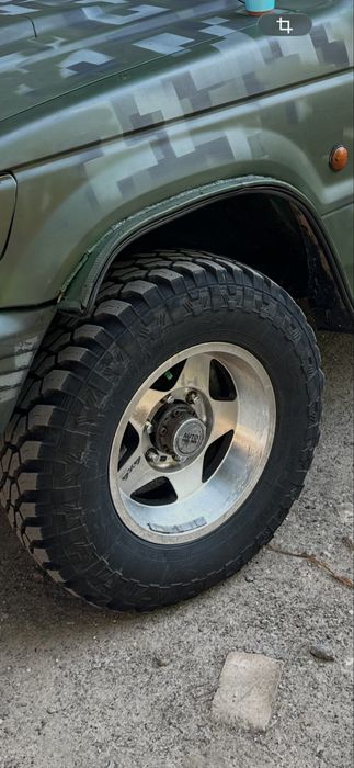 Продам литые диски excel 4x4 с резиной