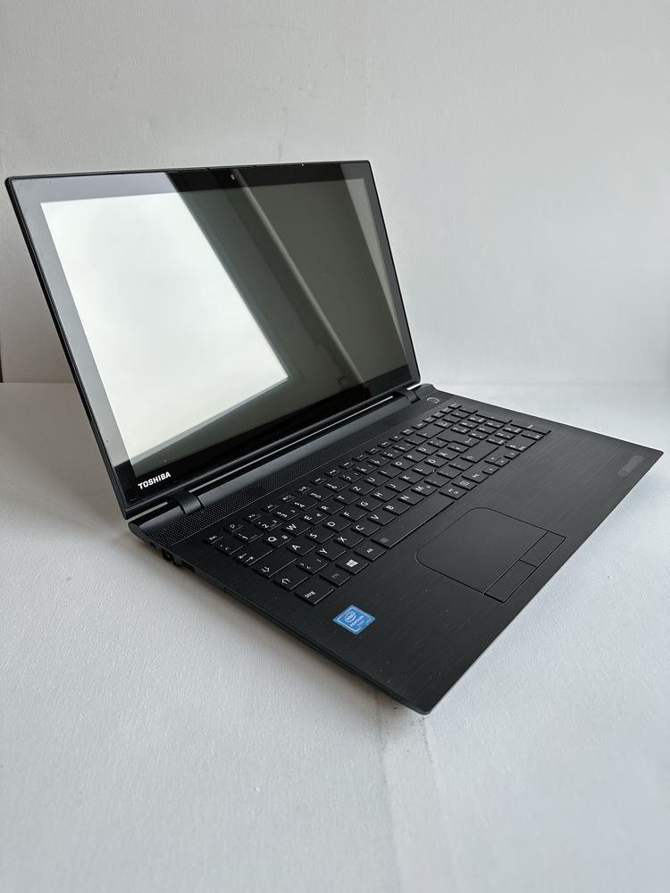 Ноутбук Toshiba Satellite C55T-C-100