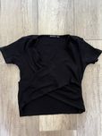 Krótka koszulka crop top Stradivarius rozmiar M