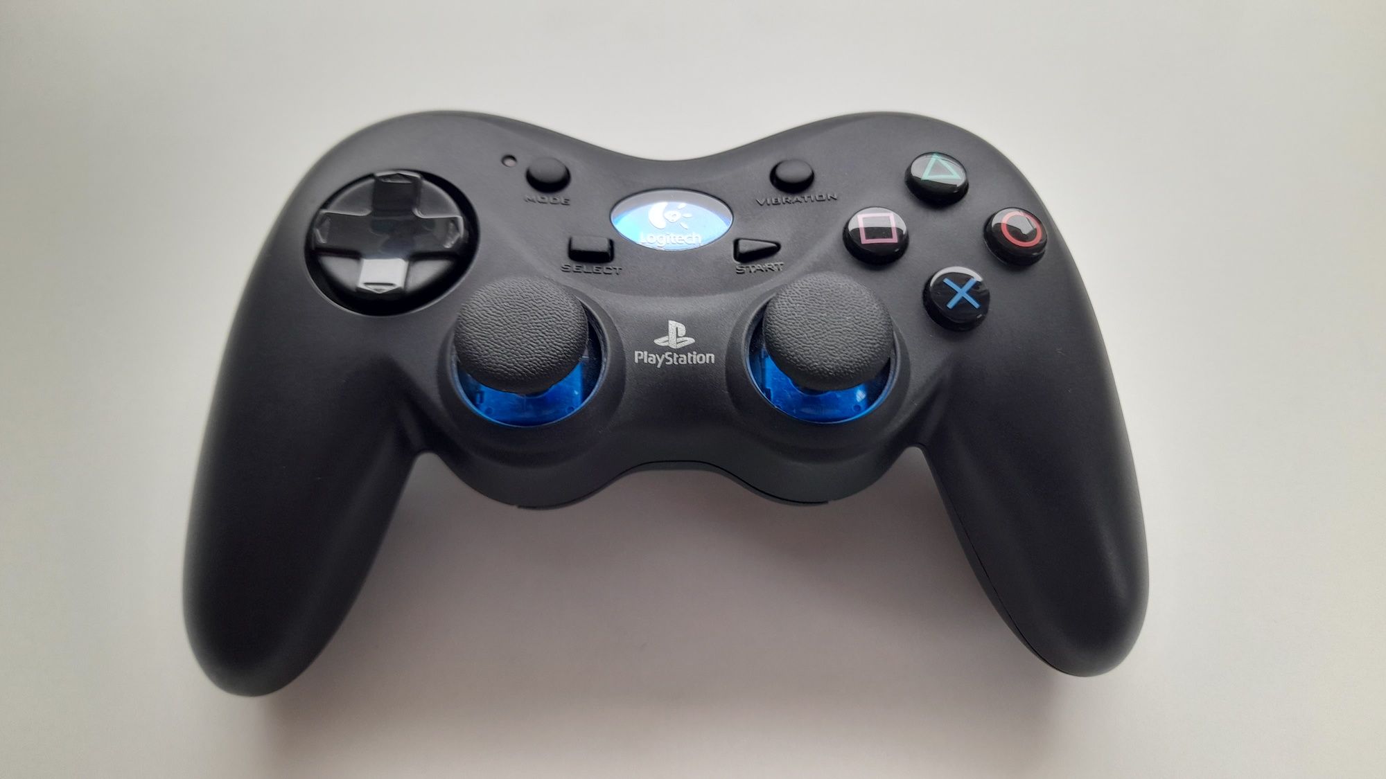 PS2 Logitech Cordless Action Controller (bezprzewodowy)