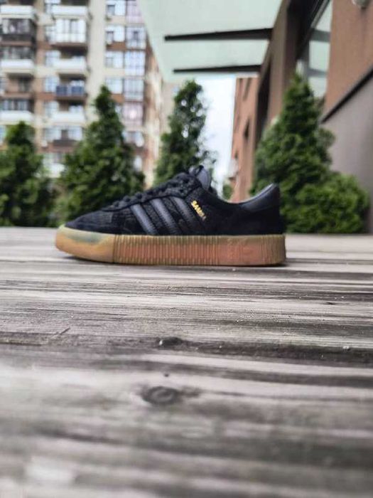 Аддіас кросівки. Adidas Samba. Круті кросівки Адідас. Кросівки.