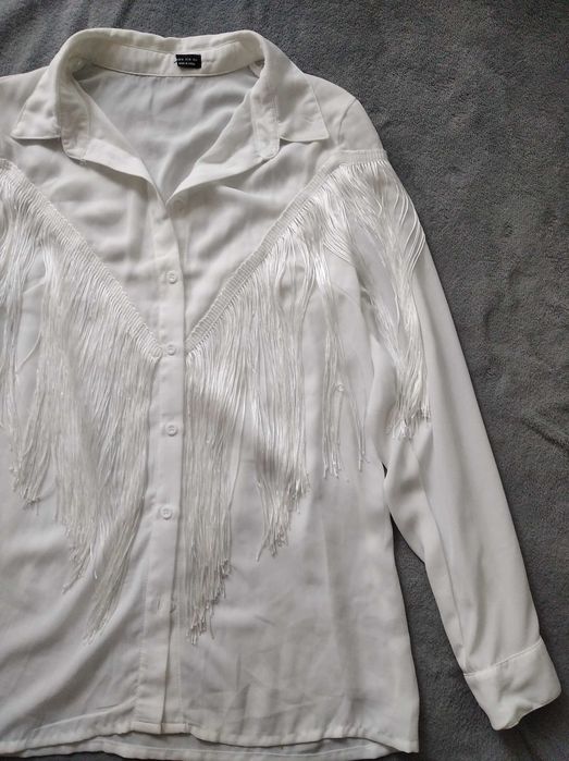 Bluzka z frędzlami r. M