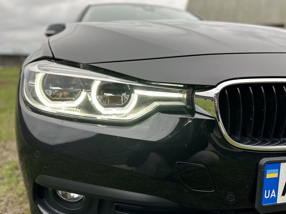 Продам BMW 320xd  2015 року