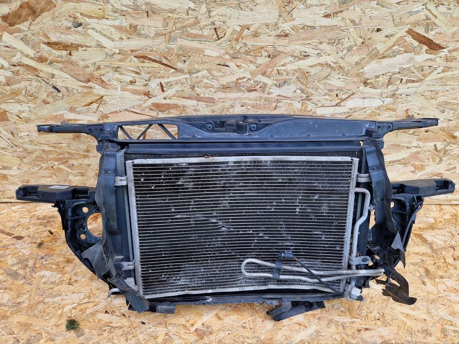 AUDI A4 B6 2.0 BENZYNA PAS PRZEDNI KOMPLET