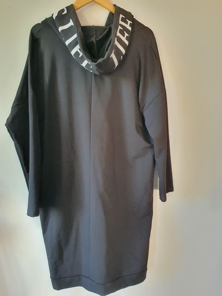 Czarna sukienka dresowa rozmiar 48