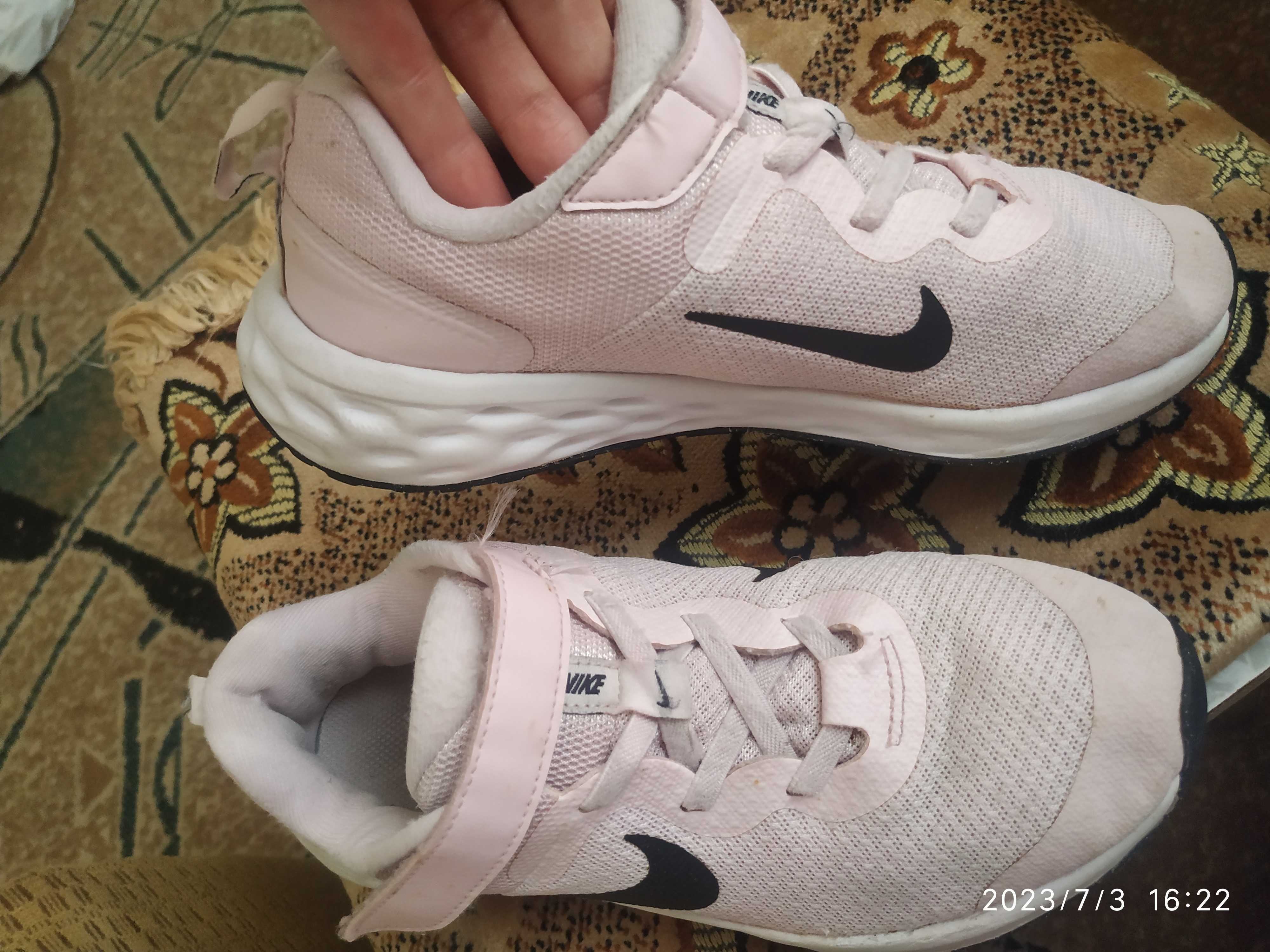 Кросівки дитячі NIKE