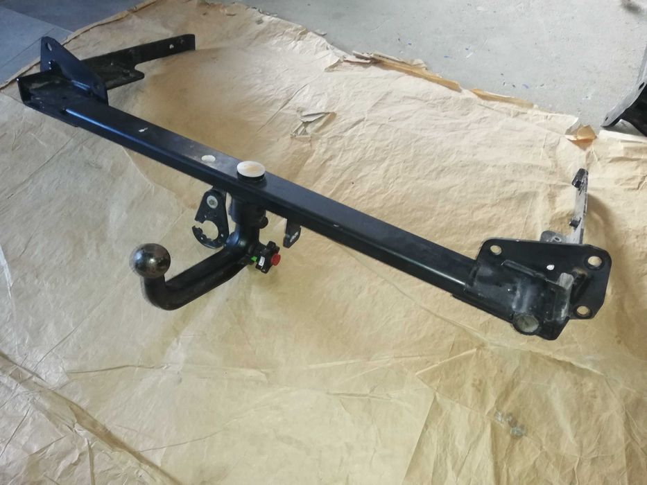 Oryginalny Hak Holowiczy OPEL ASTRA K kombi westfalia