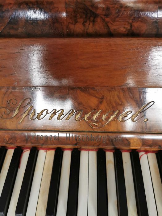 Sprzedam pianino