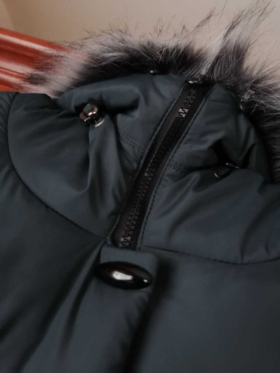 Куртка женская 56 размер с капюшоном зимняя