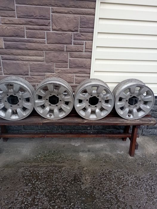 Продам 2 комплекта дисків Міцубісі Паджеро 2