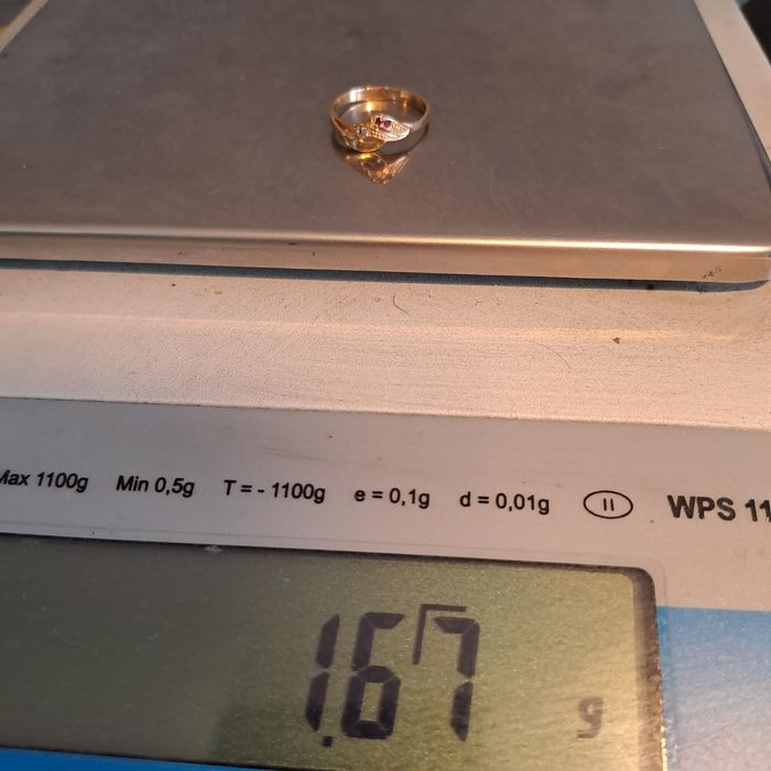 Złoty pierścionek p.585
