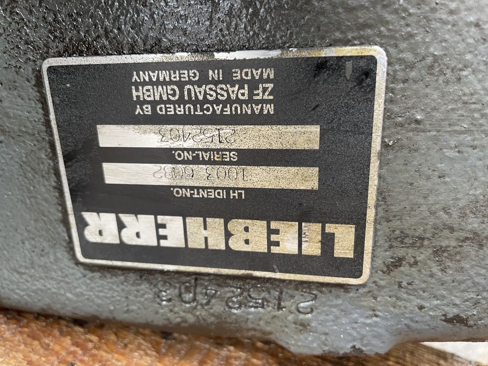 Liebherr a924c skrzynia biegów przekładnia zf do koparki liebherr