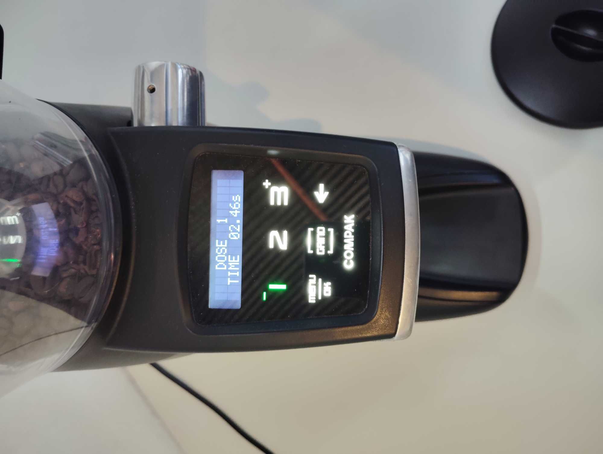 Compak F8 Moinho de café Profissional (Pouco Usado)