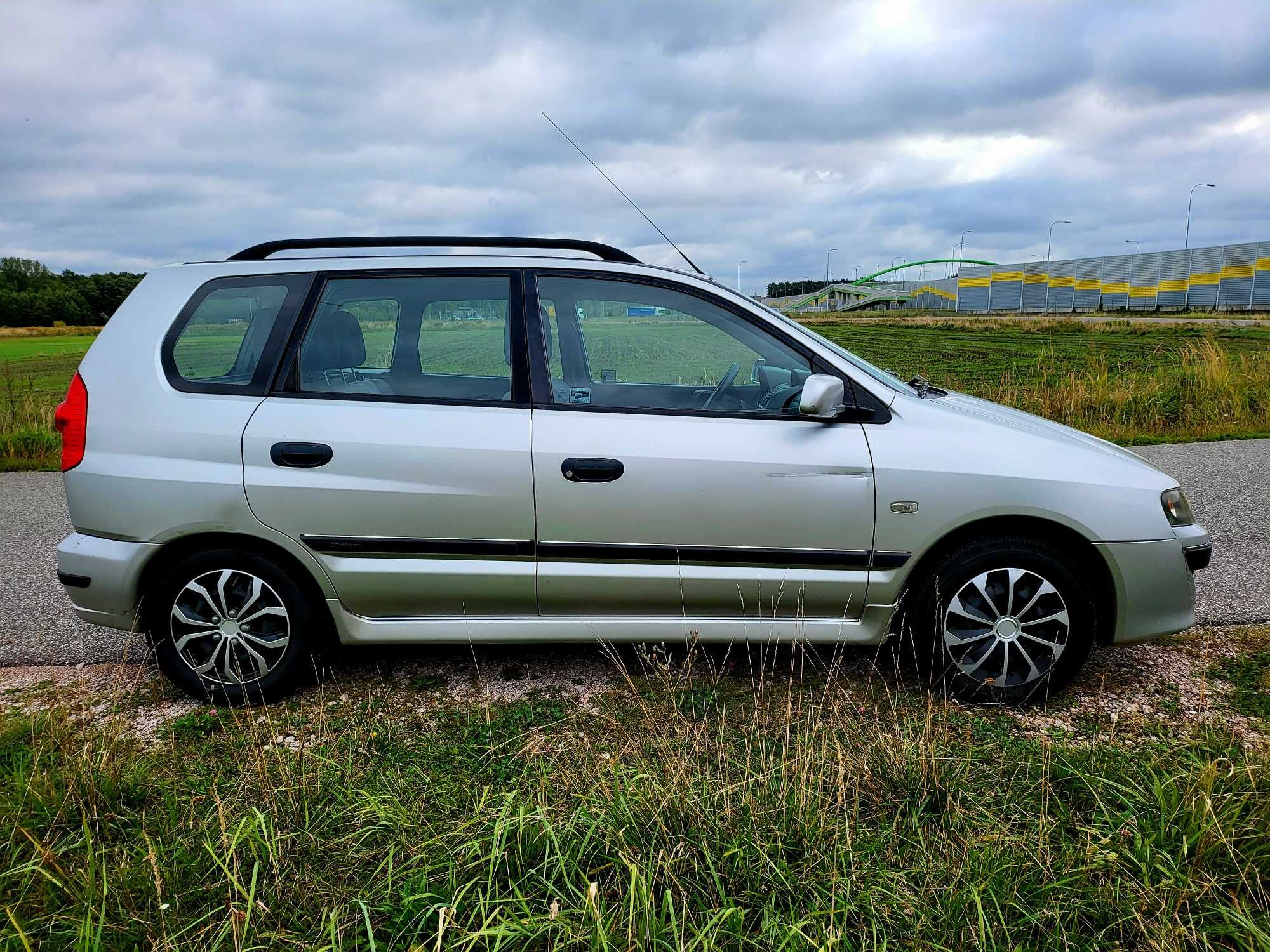 MITSUBISHI SPACE STAR 1.9D klmia nowe opony hak SUPER STAN