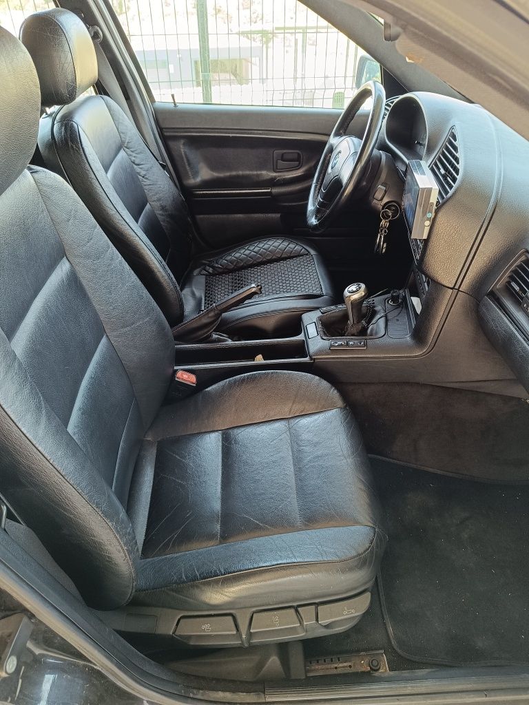 Bmw e36 318 tds touring pack M