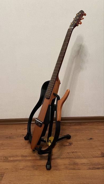 Безшумна гітара YAMAHA