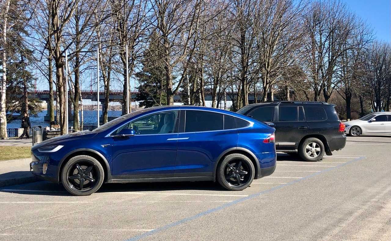 Tesla Model X 2017  P100D  идеальная